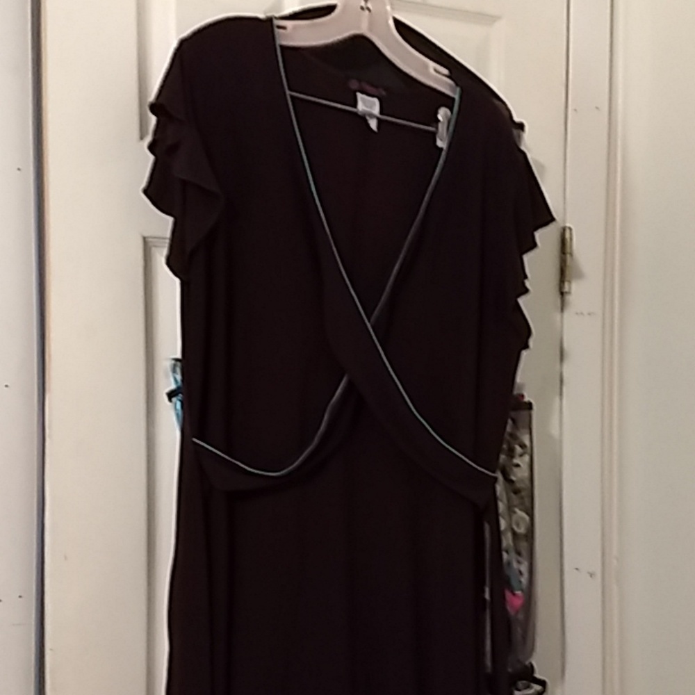 Brown dress with turquoise trim